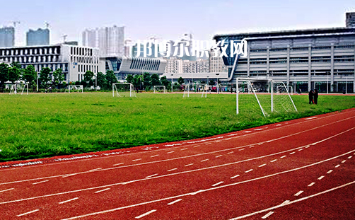 武漢第一職教中心2022年報名條件、招生要求、招生對象