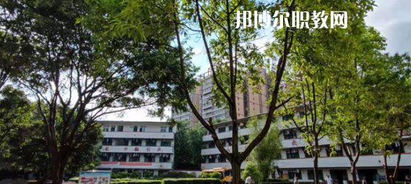 廣西玉林市現(xiàn)代職業(yè)技術(shù)學(xué)校2022年報(bào)名條件、招生要求、招生對象