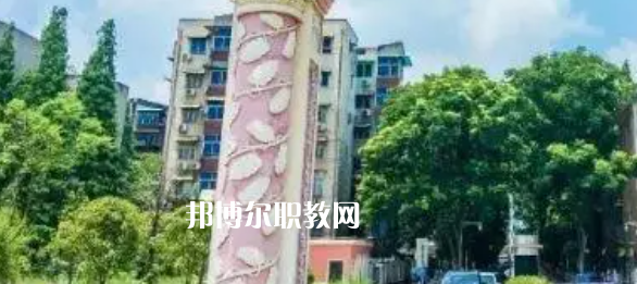 湖南高職?？圃盒Ｅ琶?8強(qiáng)