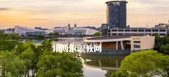 浙江高職?？圃盒Ｅ琶?3強(qiáng)