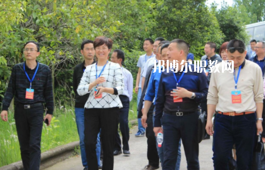四川省南部縣職業(yè)技術(shù)學(xué)校2023年學(xué)費(fèi)、收費(fèi)多少