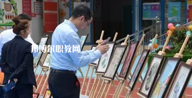 汶川縣特殊教育學(xué)校地址在哪里，哪個(gè)地區(qū)，哪個(gè)城市?