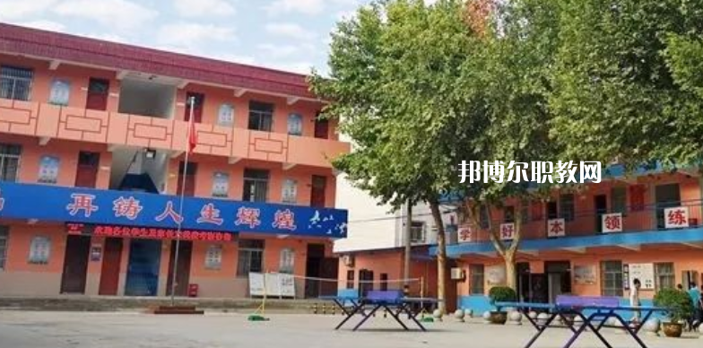 陜西渭南商貿(mào)技工學(xué)校怎么樣、好不好(2023參考)