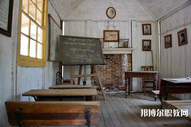 北京信息管理學(xué)校有哪些招生專(zhuān)業(yè)（2024年）