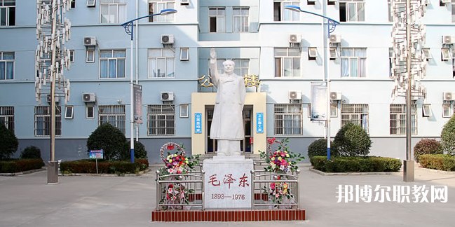 2023渭南市軌道交通運(yùn)輸高級技工學(xué)校招生計(jì)劃 招生人數(shù)是多少(附要求、條件、對象)