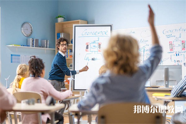 河北哪里的中職學(xué)校能讀計算機(jī)應(yīng)用與維護(hù)專業(yè)