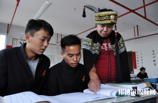 2023貴州省畢節(jié)彝文雙語職業(yè)學(xué)校招生計(jì)劃 招生人數(shù)是多少(附要求、條件、對(duì)象)