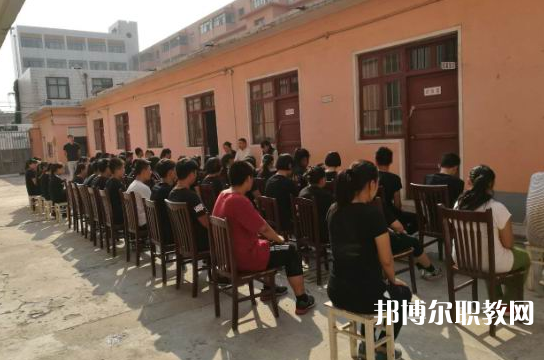 安陽源首科技制藥學校怎么樣、好不好