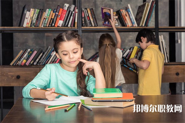 江蘇哪里的中專學(xué)校能讀電氣設(shè)備安裝專業(yè)