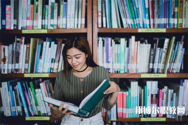 江蘇哪里的中職學校能讀旅游服務(wù)與管理(城市軌道交通運營方向)專業(yè)