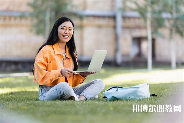 江蘇哪里的中職學校能讀商務外語專業(yè)