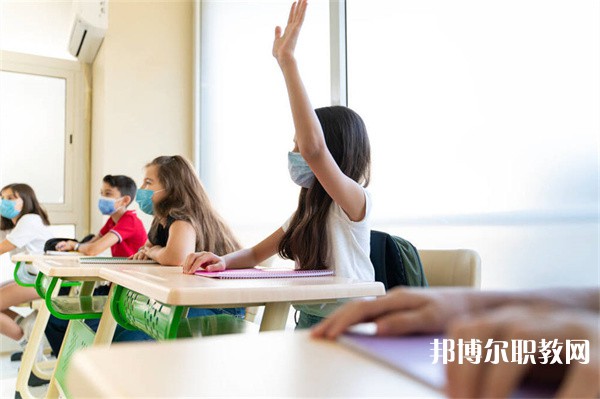 江蘇哪里的中專學(xué)校能讀中餐烹飪(高考強(qiáng)化)專業(yè)