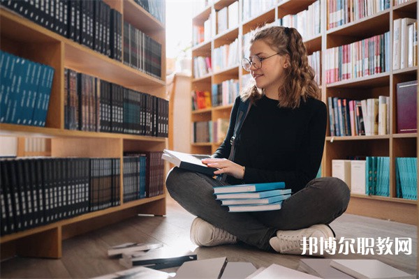 江蘇哪里的中職學校能讀影像與影視技術專業(yè)