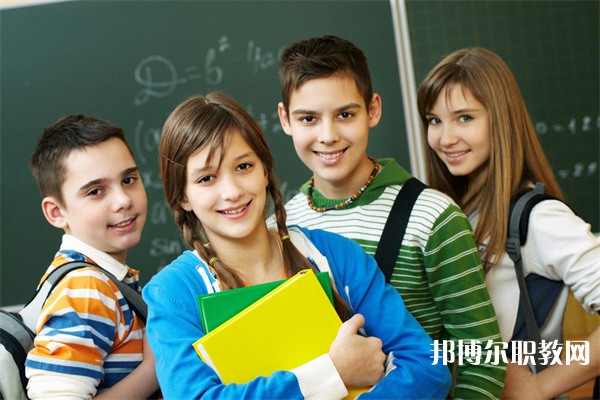江蘇哪里的中職學(xué)校能讀房地產(chǎn)營銷與管理專業(yè)