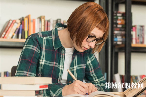 浙江哪里的技工學校能讀計算機網(wǎng)絡技術(shù)專業(yè)