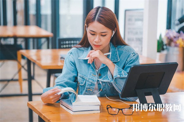 浙江哪里的中職學校能讀樓宇智能化設備安裝與運行(樓宇智能化管理)專業(yè)