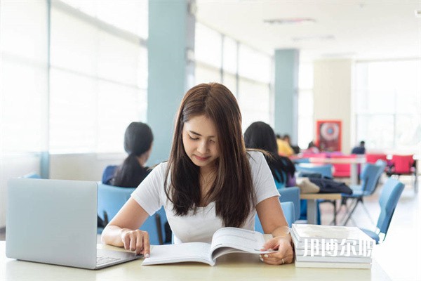 浙江哪里的技工學(xué)校能讀新能源汽車維修與檢測專業(yè)專業(yè)