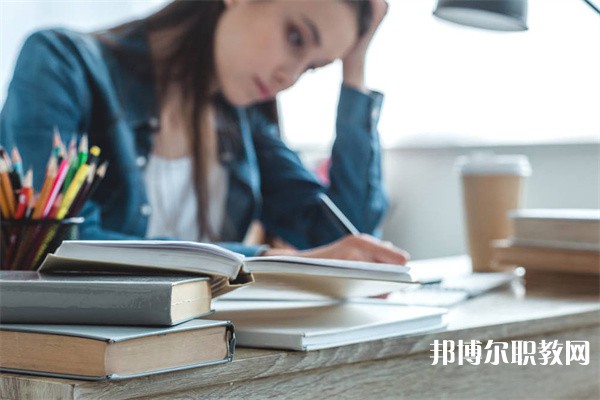 浙江哪里的中職學校能讀交通運營服務與管理專業(yè)(客運服務)專業(yè)