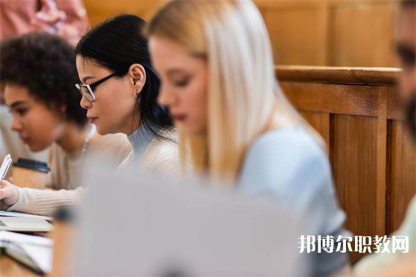浙江哪里的職教中心能讀計算機軟件與信息服務(wù)專業(yè)