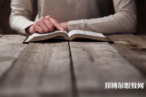 浙江哪里的職業(yè)學(xué)校能讀工業(yè)機(jī)器人技術(shù)專業(yè)