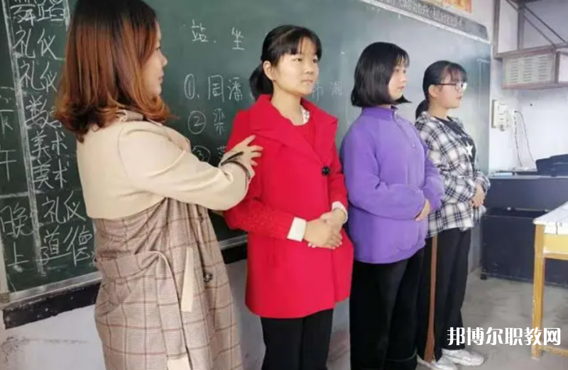 沈丘縣教師進修學校怎么樣、好不好