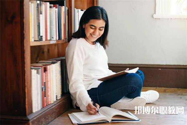 安徽哪里的中職學(xué)校能讀農(nóng)村土地糾紛調(diào)解專業(yè)