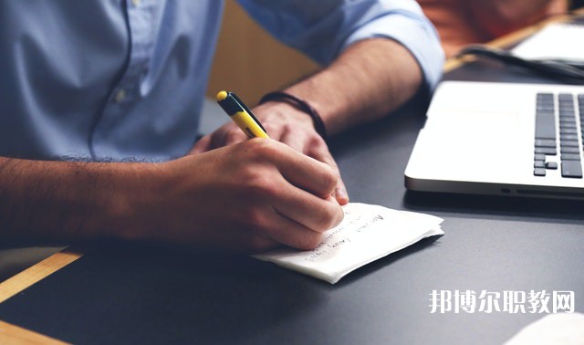 江西哪里的中專學(xué)校能讀市場(chǎng)營(yíng)銷專業(yè)
