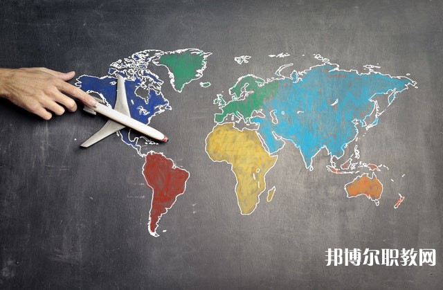 江西哪里的中職學(xué)校能讀計(jì)算機(jī)應(yīng)用（電子商務(wù)）專(zhuān)業(yè)