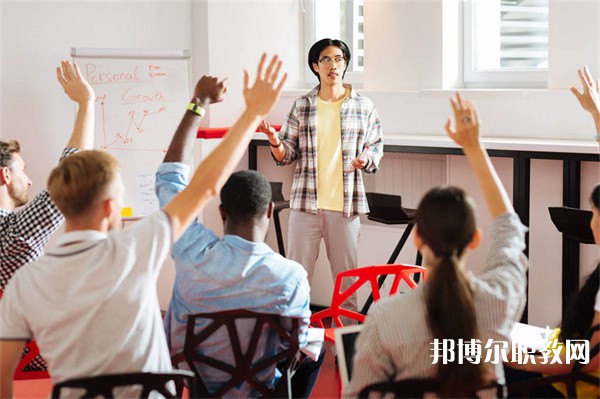 山東哪里的中職學校能讀服裝制作與生產(chǎn)管理專業(yè)