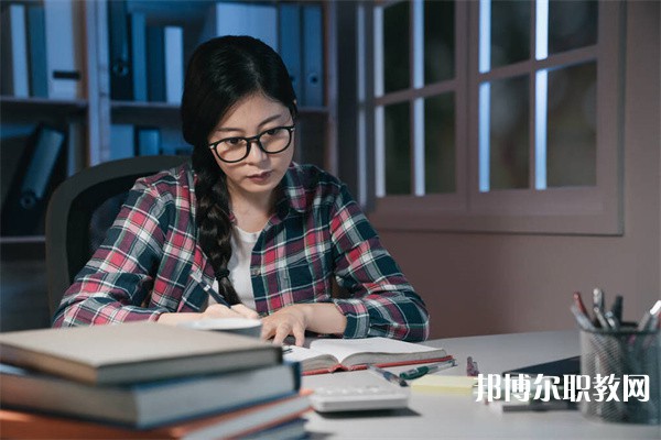 河南哪里的中專學(xué)校能讀檢驗(yàn)專業(yè)