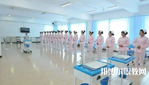 四川育英醫(yī)養(yǎng)科技技工學(xué)校2024年報(bào)名條件、招生要求、招生對(duì)象