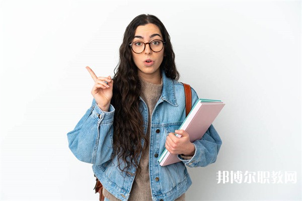 河南哪里的中職學校能讀商務(wù)阿拉伯語專業(yè)