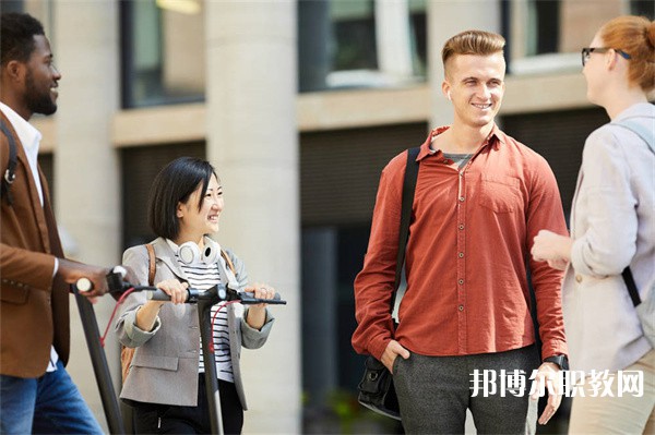 河南哪里的職業(yè)學校能讀會計事務(wù)專業(yè)
