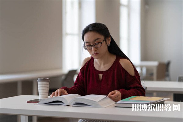 河南哪里的中專學校能讀動漫專業(yè)