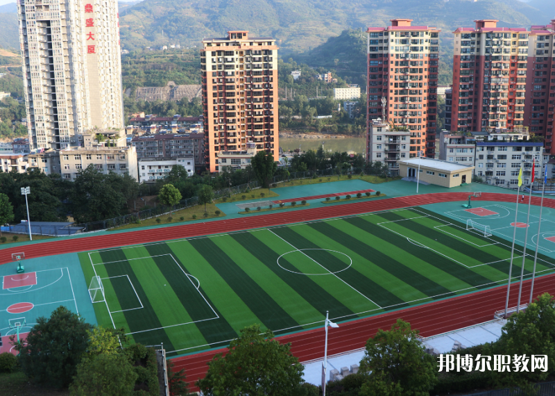 陜西2024年中專學(xué)?？刹豢梢钥即髮W(xué)