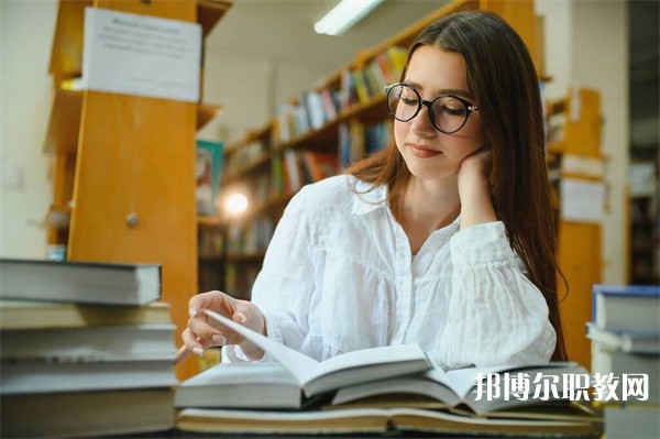 湖北哪里的中職學(xué)校能讀供熱通風(fēng)與空調(diào)施工運(yùn)行專業(yè)