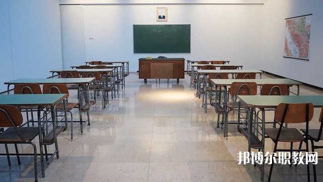 湖南哪里的中專學校能讀電器技術(shù)應用專業(yè)