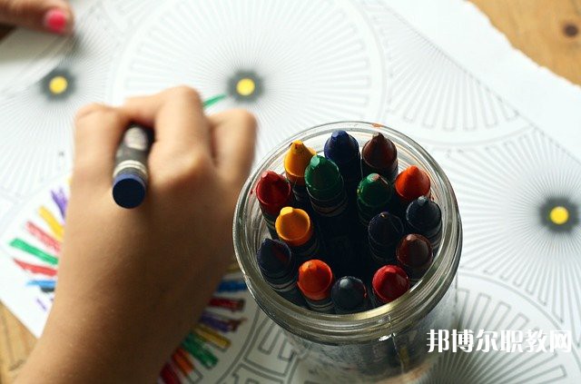 廣東哪里的中職學校能讀口腔護理專業(yè)