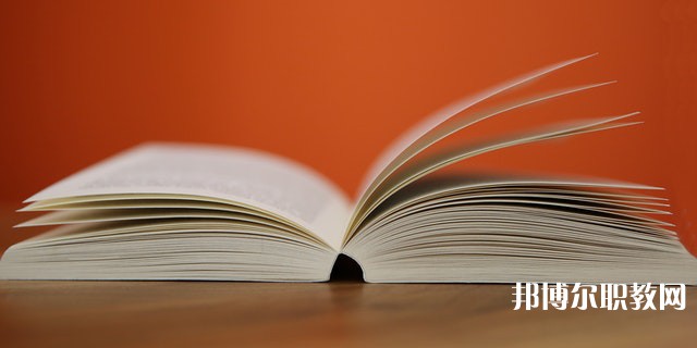 廣東哪里的中職學(xué)校能讀計(jì)算機(jī)平臺設(shè)計(jì)專業(yè)