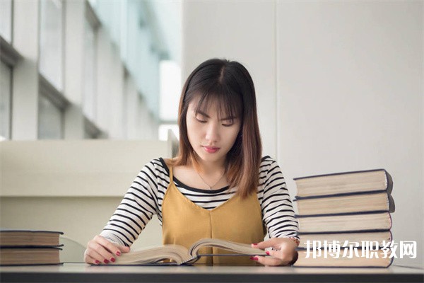 廣東哪里的中職學校能讀數(shù)控技術與模具制造專業(yè)