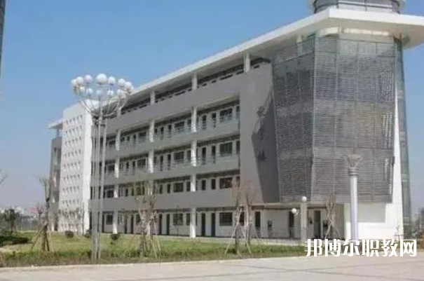 安慶樅川經(jīng)濟(jì)技術(shù)學(xué)校怎么樣、好不好