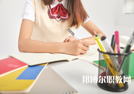 廣西哪里的中職學(xué)校能讀會(huì)計(jì)(財(cái)務(wù)管理）專(zhuān)業(yè)