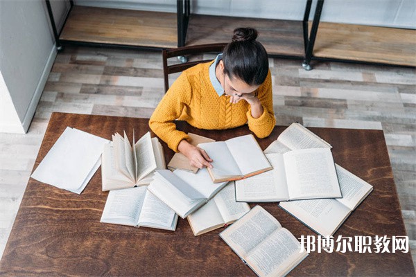 廣西哪里的技工學校能讀數控銑中操作技術專業(yè)