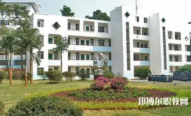2024瓦房店市第一中等職業(yè)技術(shù)專業(yè)學(xué)校多少錢 瓦房店市第一中等職業(yè)技術(shù)專業(yè)學(xué)校各專業(yè)學(xué)費收費標準