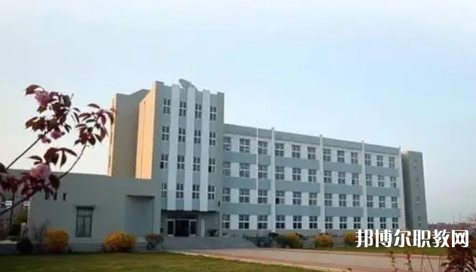 長海縣中等職業(yè)技術(shù)專業(yè)學(xué)校地址，乘車路線