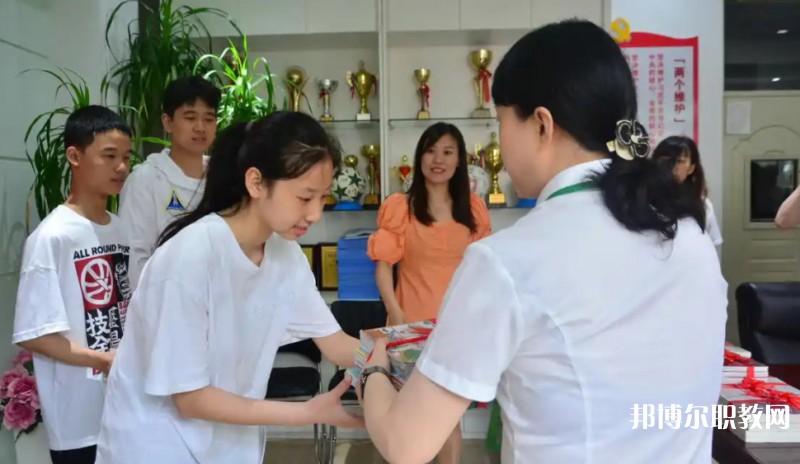 沈陽市皇姑區(qū)聾人學校怎么樣、好不好